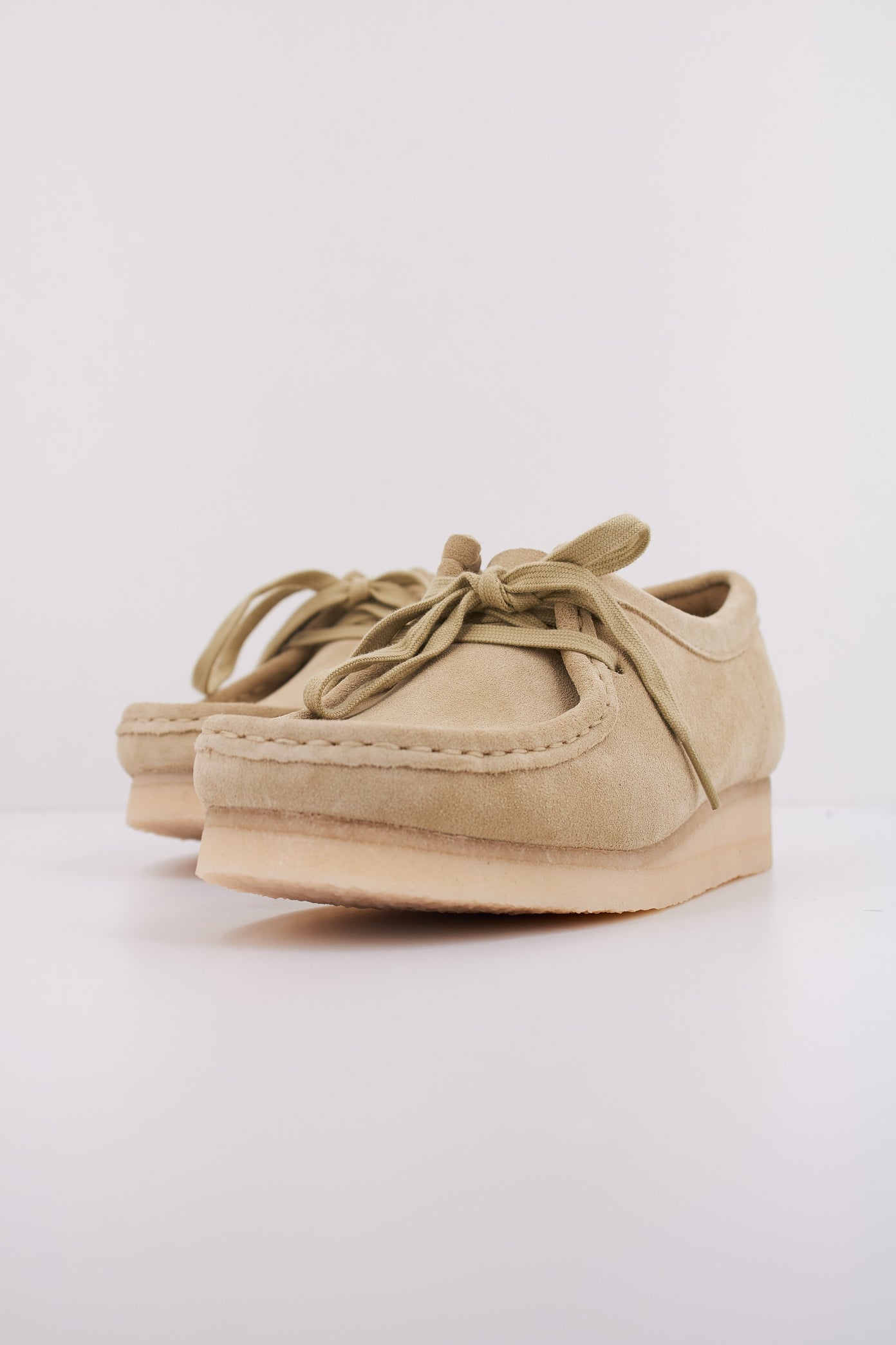CLARKS WALLABEE en color MAPLE  (2)