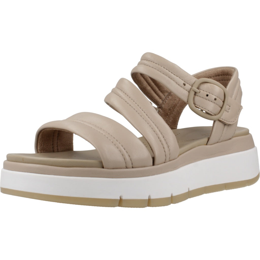 CLARKS TUSCAN STRAP en color SAND  (1)