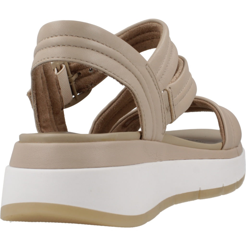 CLARKS TUSCAN STRAP en color SAND  (3)