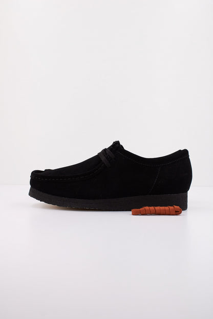 CLARKS WALLABEE en color BLACK  (1)