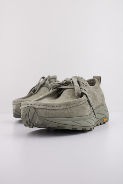 CLARKS  WALLA EDEN LO en color SAGE  (2)