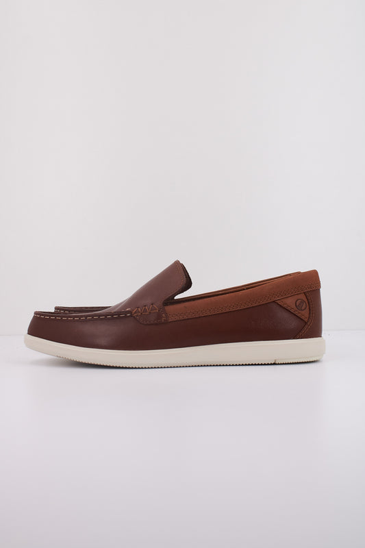 CLARKS BRATTON LOAFER en color DRKTAN  (1)