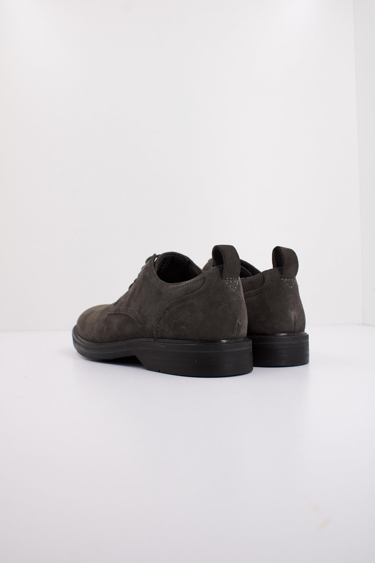CLARKS  ALDWIN LACE SDE en color DRKGREY  (4)
