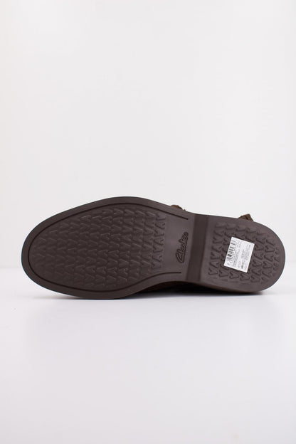 CLARKS ATTICUSLTLOGTX en color DRKBRWN  (5)