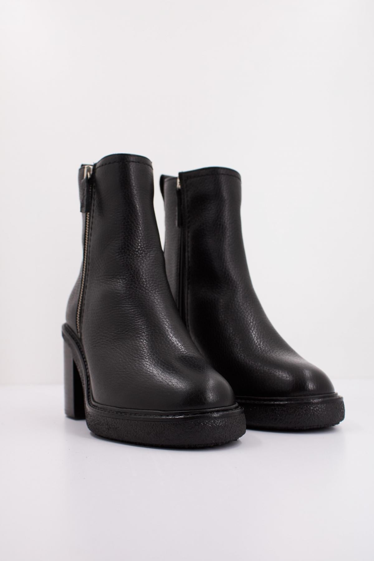 CLARKS CASSIANO ZIP en color BLACK  (2)