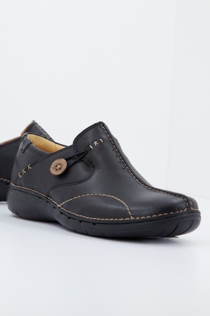 CLARKS UN LLOP en color BLACK  (1)