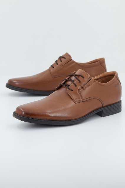 CLARKS   en color DARKTAN  (1)