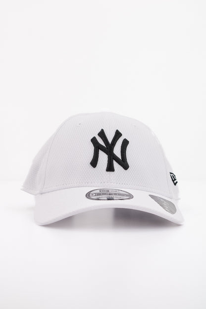 NEW ERA  DIAMND ERA ESS en color WHITE  (1)