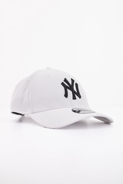 NEW ERA  DIAMND ERA ESS en color WHITE  (2)