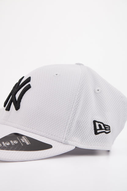 NEW ERA  DIAMND ERA ESS en color WHITE  (4)