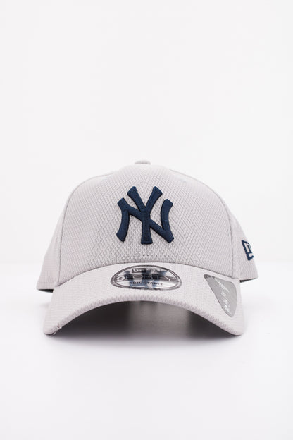 NEW ERA DIAMND ERA ESS en color GREY  (1)