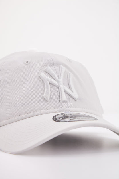 NEW ERA NOS LEAGUE ESS en color WHITE  (4)