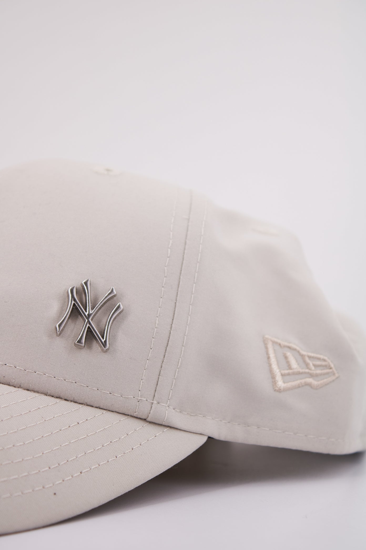 NEW ERA FLAWLESS FORTY NEY  en color LGHTBEIGE  (4)