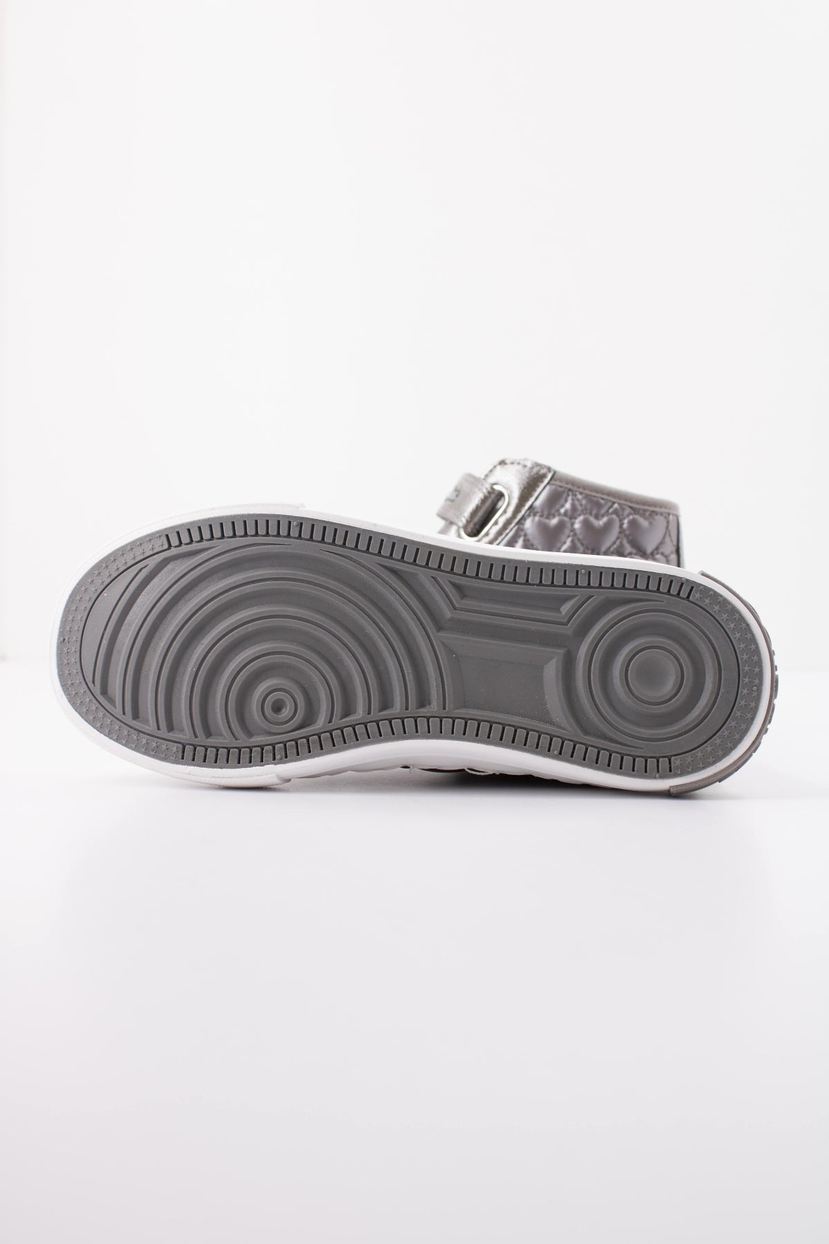 CONGUITOS COSH SNEAKERS  en color PEWTER  (5)
