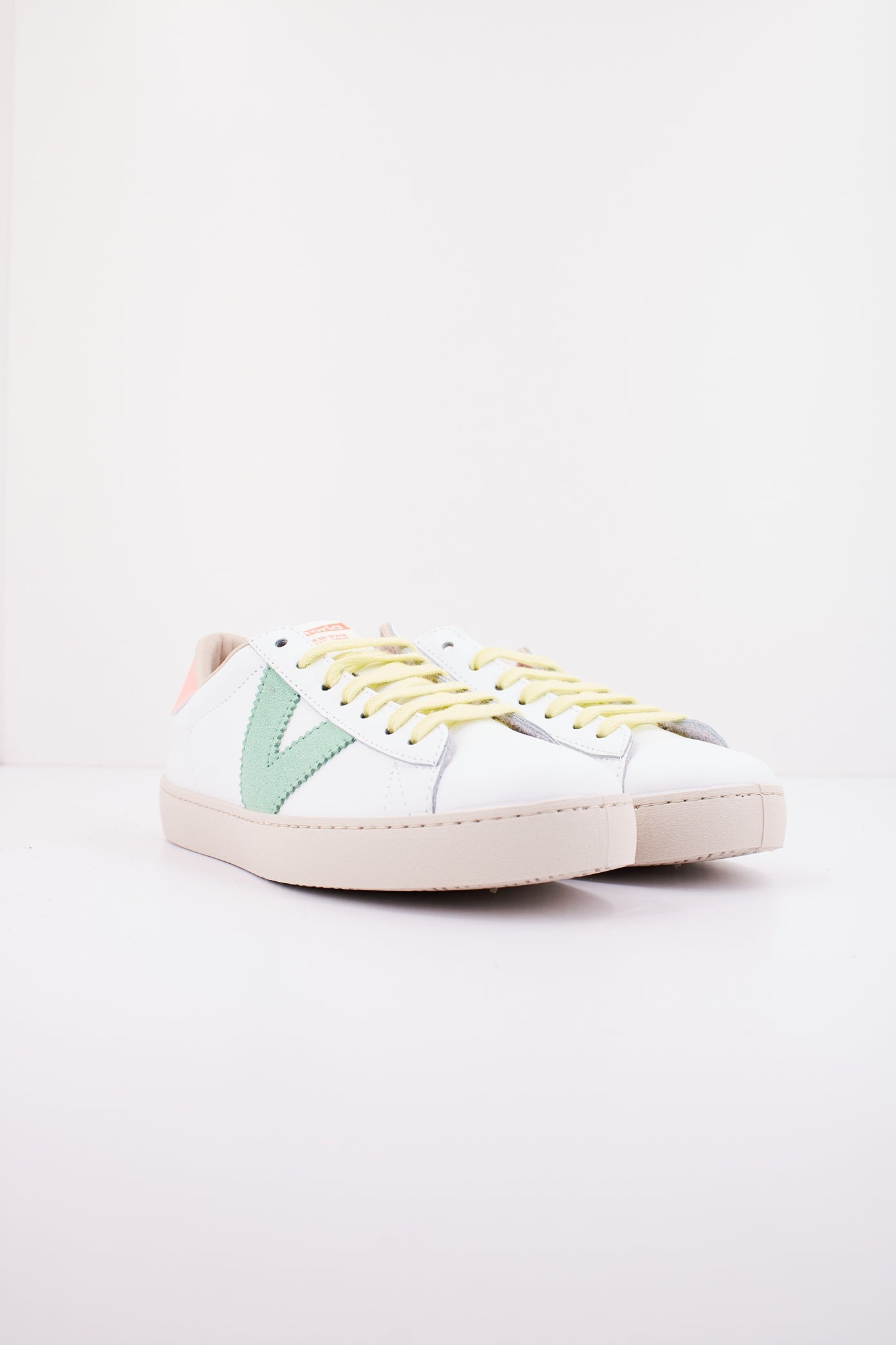 VICTORIA V en color POMELO  (2)