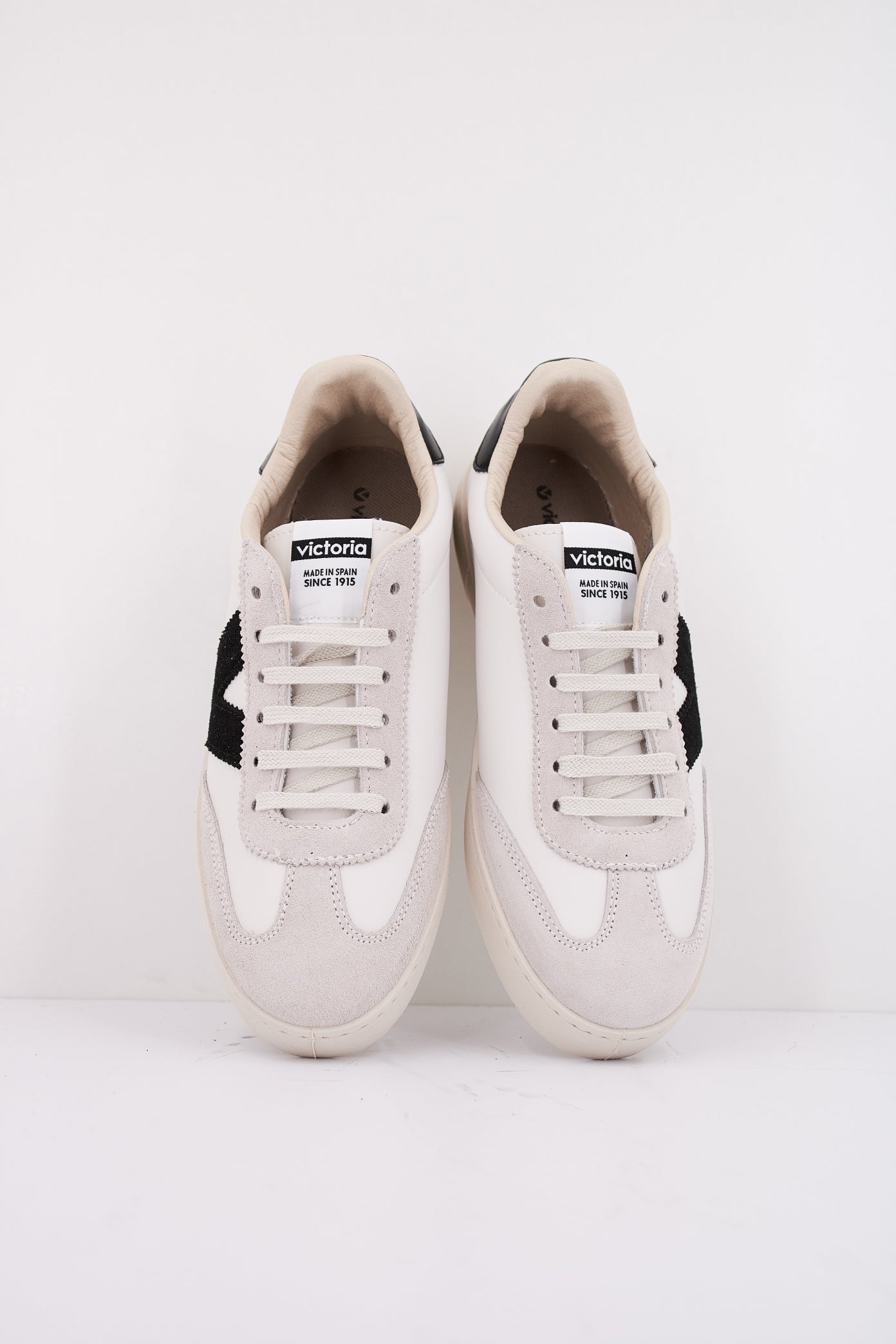 VICTORIA V en color NEGRO  (3)