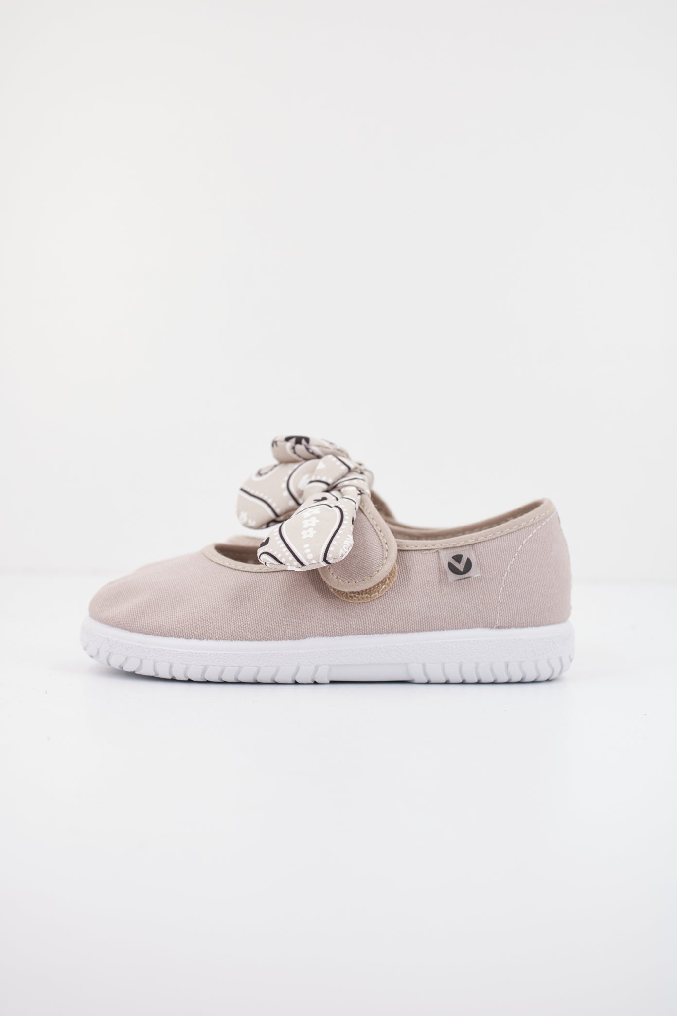 VICTORIA N en color BEIGE  (1)