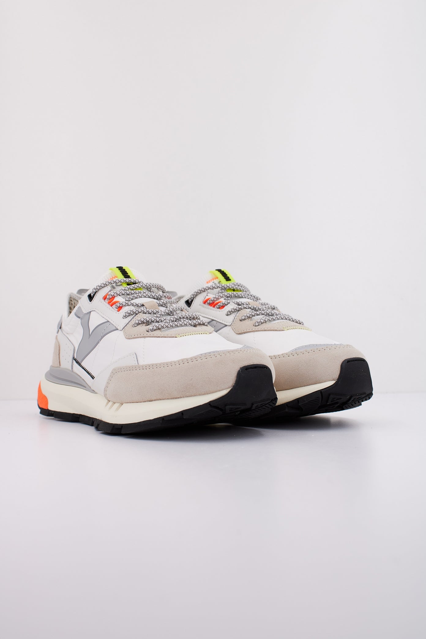 VICTORIA V en color BLANCO  (2)