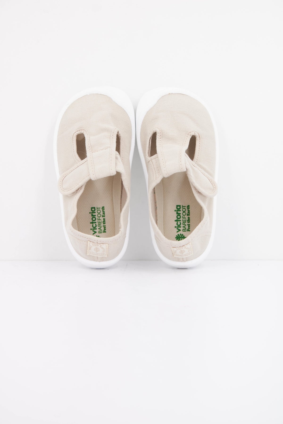 VICTORIA BOSCO BAREFOOT SANDA en color HIELO  (3)