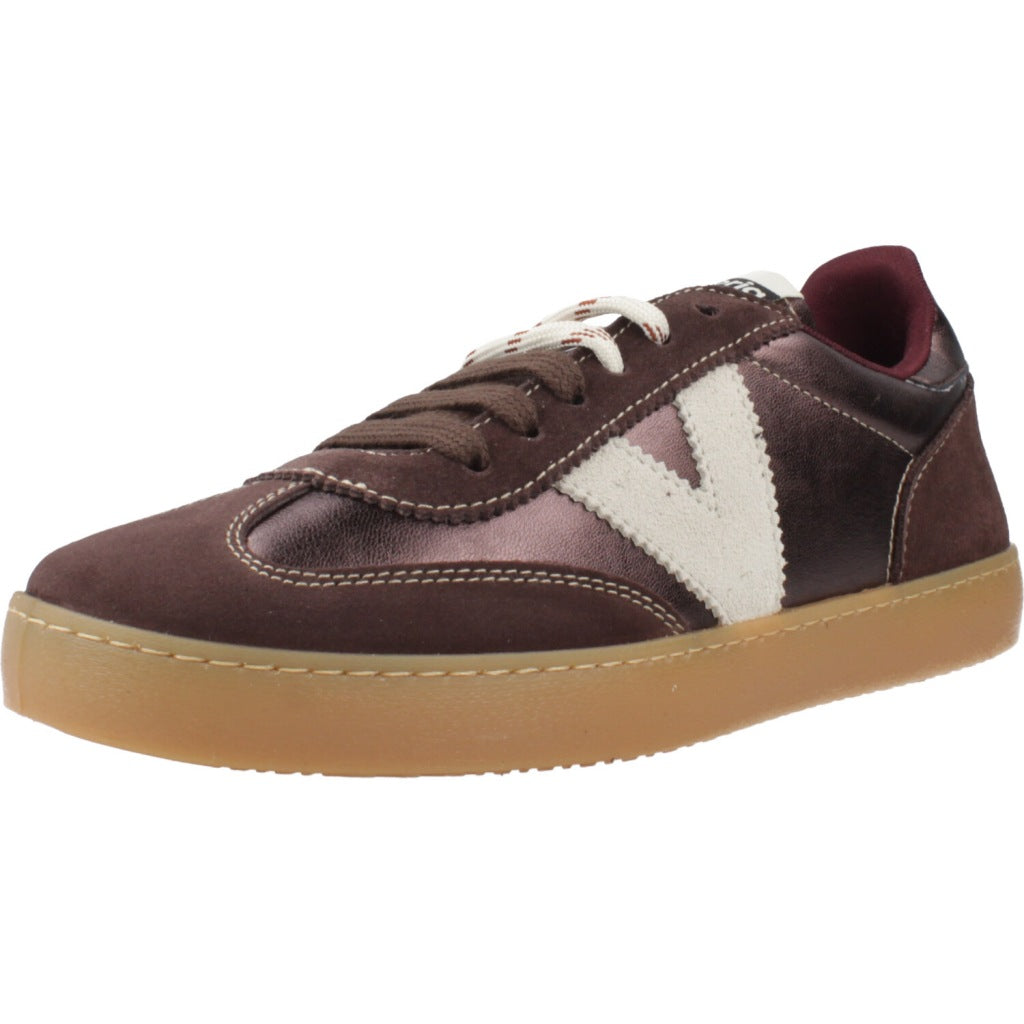 VICTORIA BERLIN METAL en color MOCA  (1)