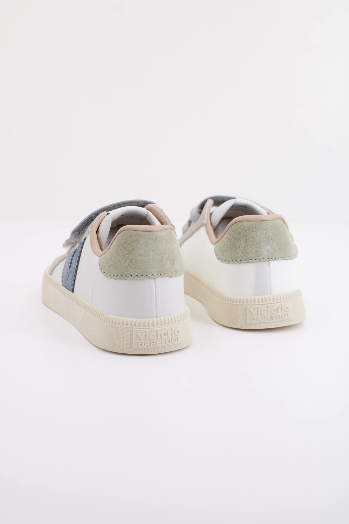 VICTORIA OLIVER BAREFOOT en color AZUL  (4)