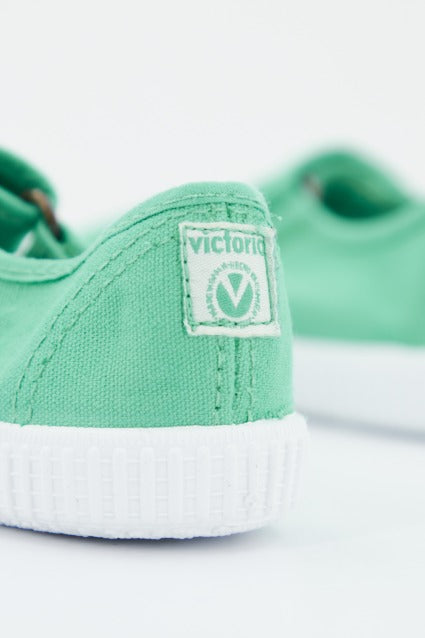 VICTORIA  en color CARIBE  (4)