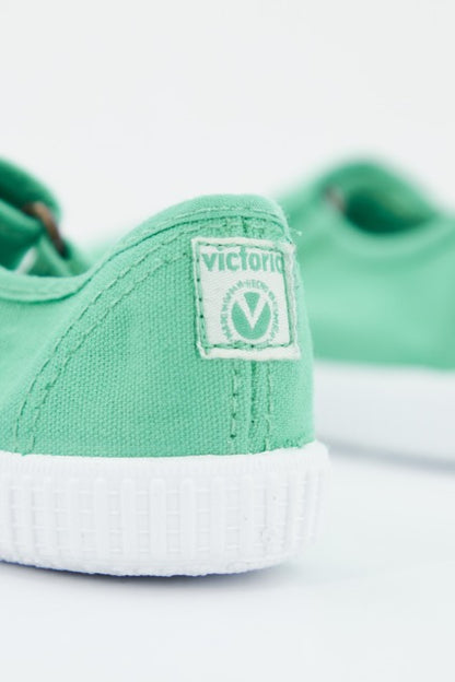 VICTORIA  en color CARIBE  (4)