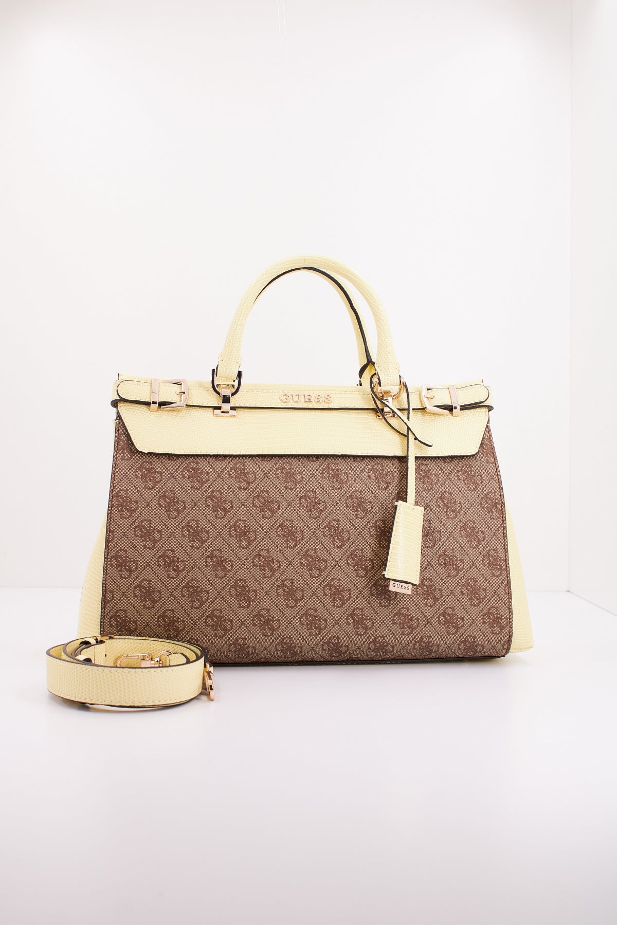 GUESS SESTRI LOGO CNVRTBLE en color LPY  (1)