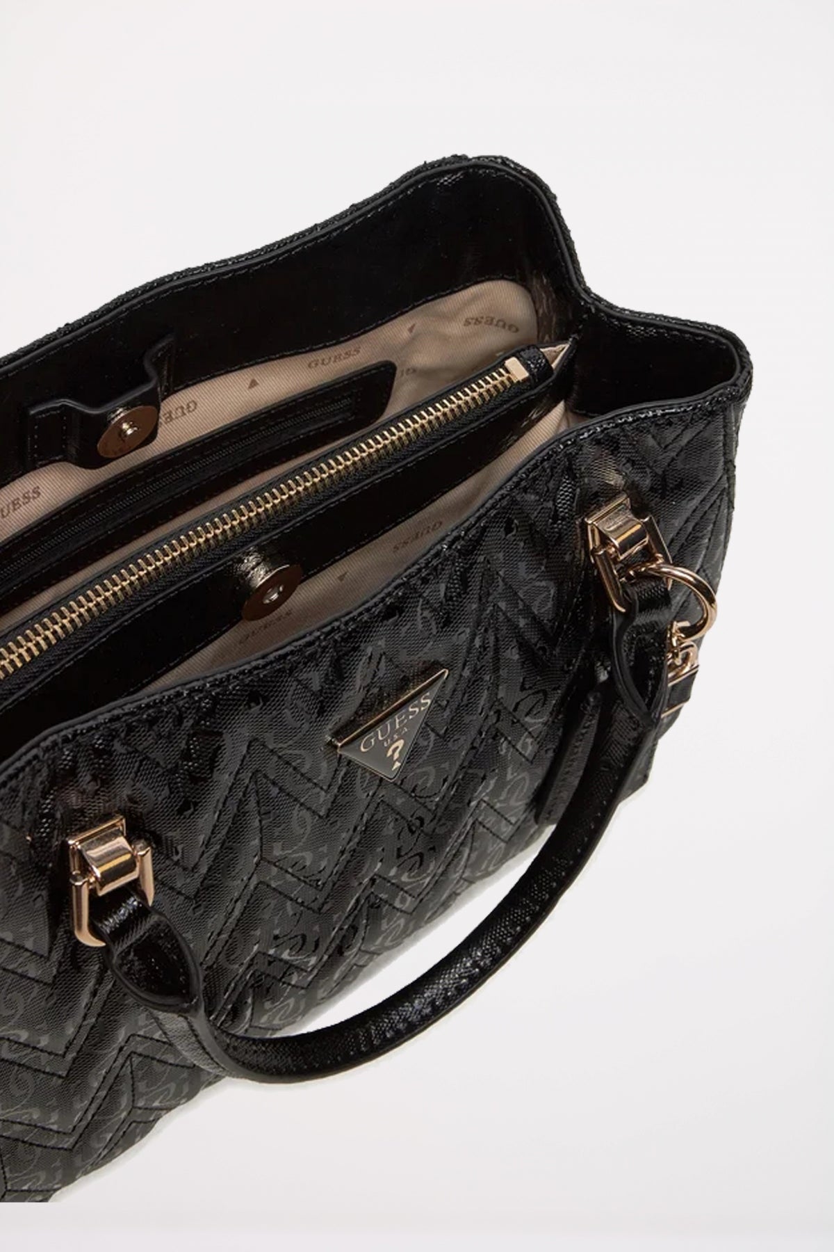 GUESS HWGG   en color BLA  (3)