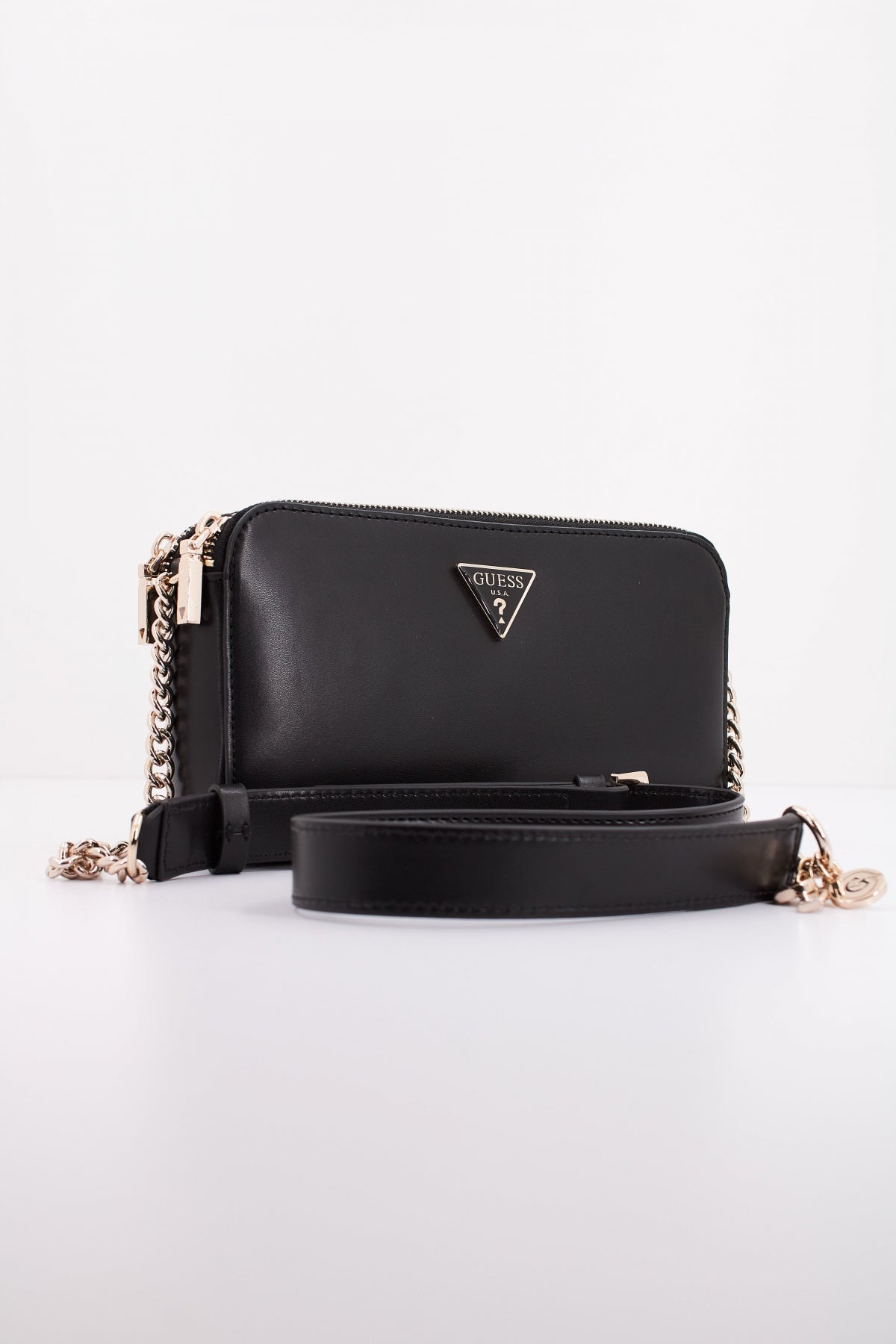 GUESS HWVG  en color BLA  (2)