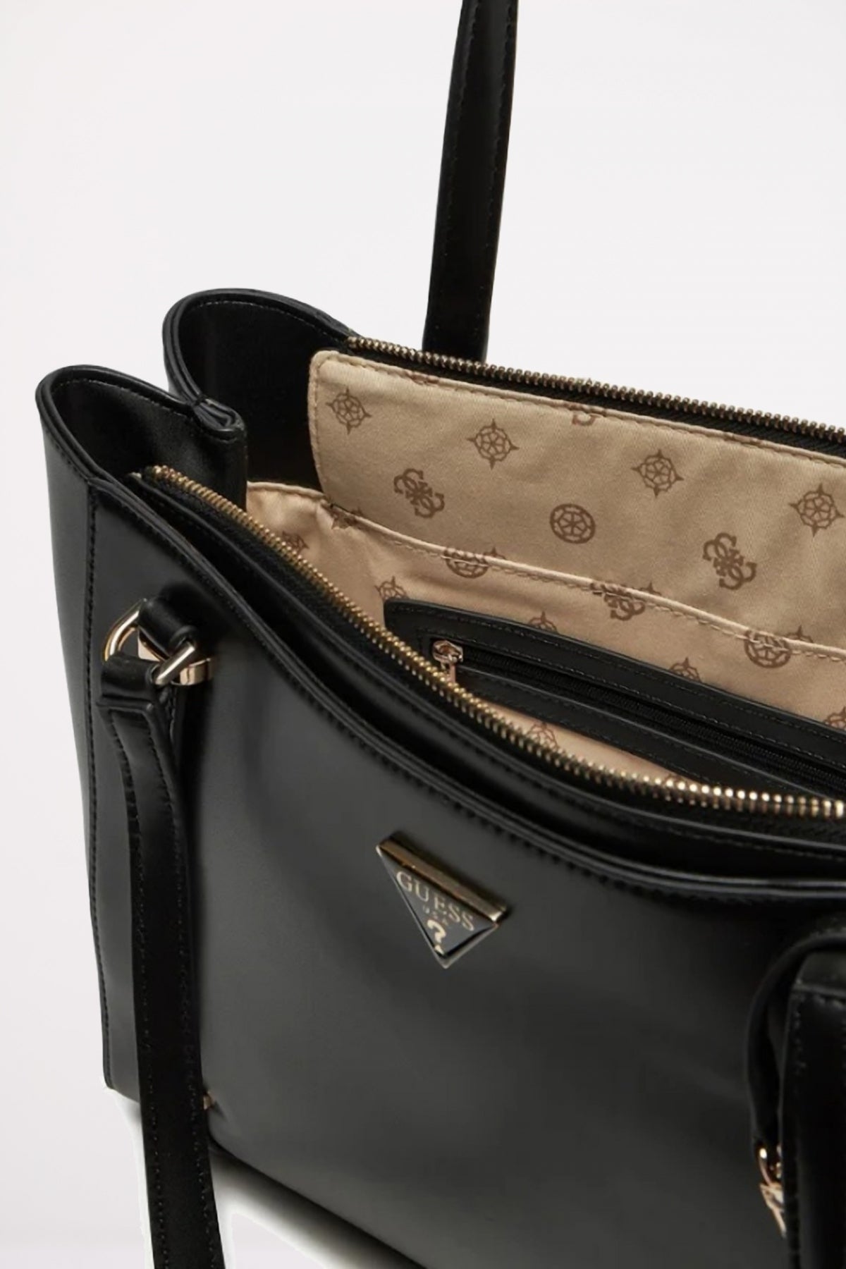 GUESS HWVG  en color BLA  (4)