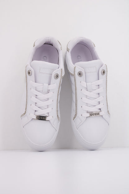 GUESS GRATEA en color WHITE  (3)