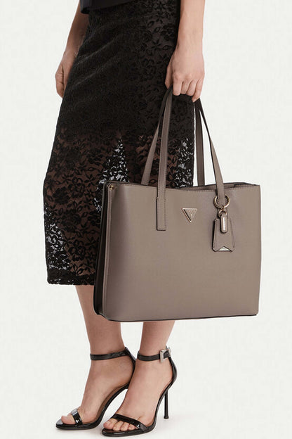 GUESS HWBG  MERIDIA en color DRT  (1)