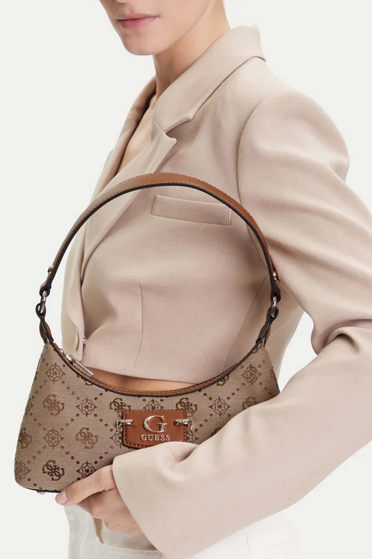 GUESS NEDA en color LTL  (4)