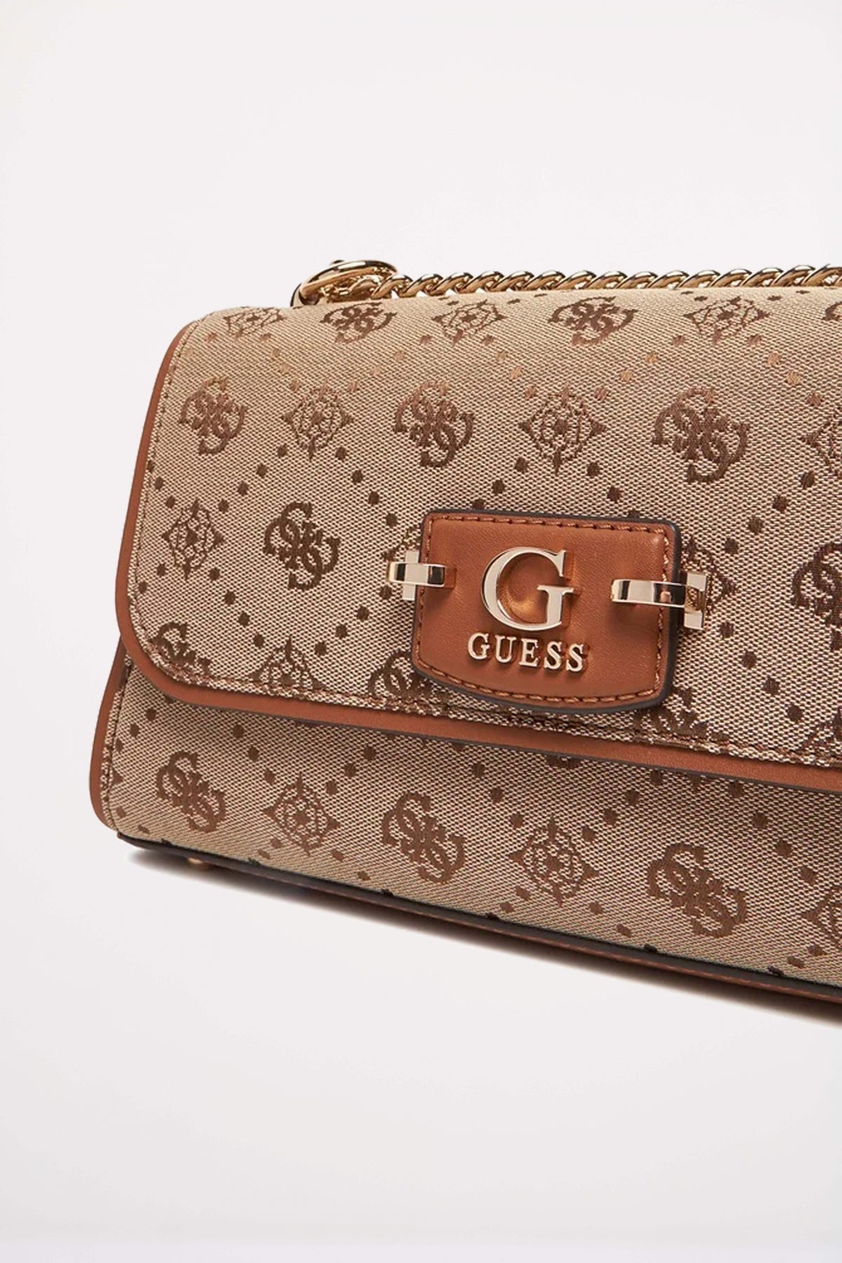 GUESS NEDA en color LTL  (2)