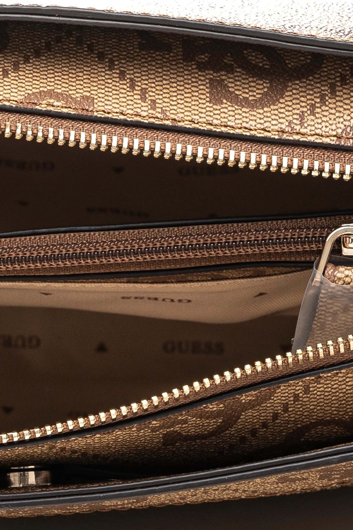 GUESS LUXURY SATCHEL en color LTL  (3)