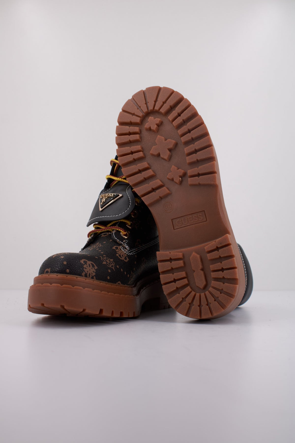 GUESS FLTLVY FAL en color BLKBR  (5)