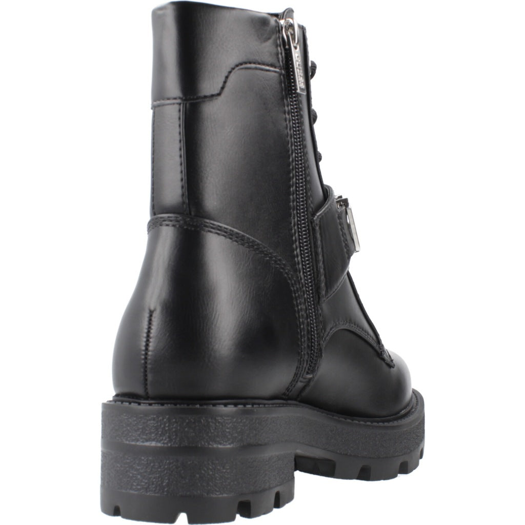 GUESS YANZY en color BLACK  (3)
