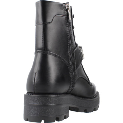 GUESS YANZY en color BLACK  (3)