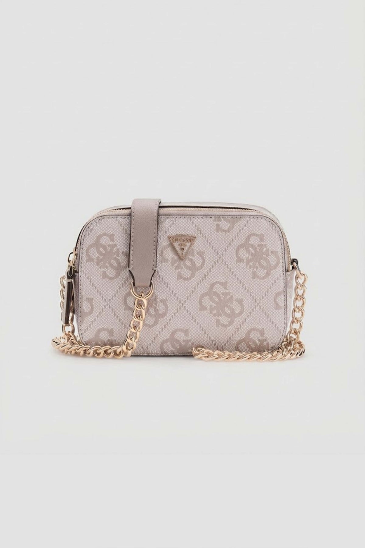 GUESS HWSO   en color DKO  (2)