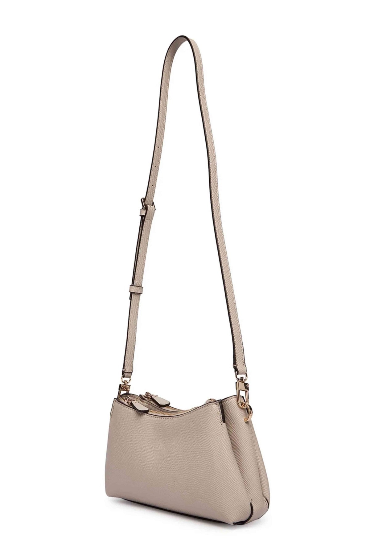 GUESS HWZG  en color TAU  (2)