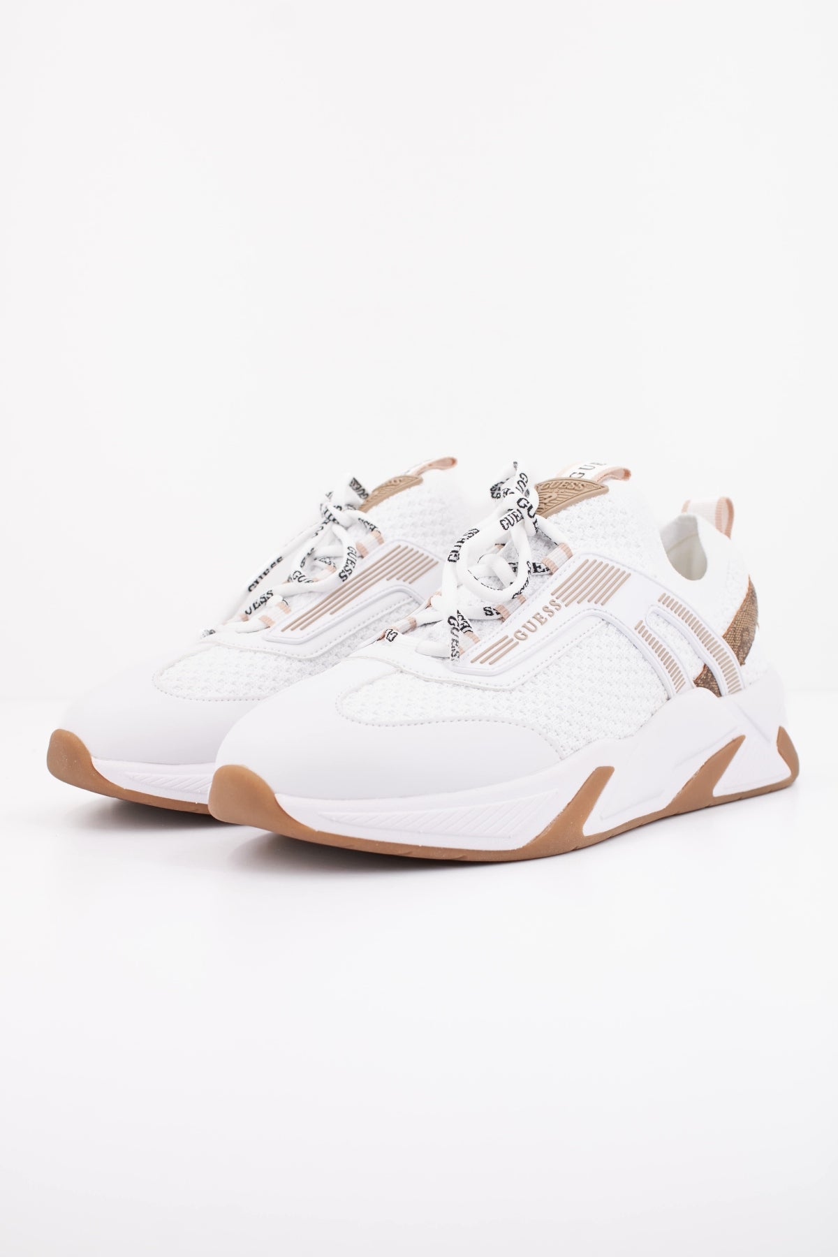 GUESS GENGA en color WHITE  (2)