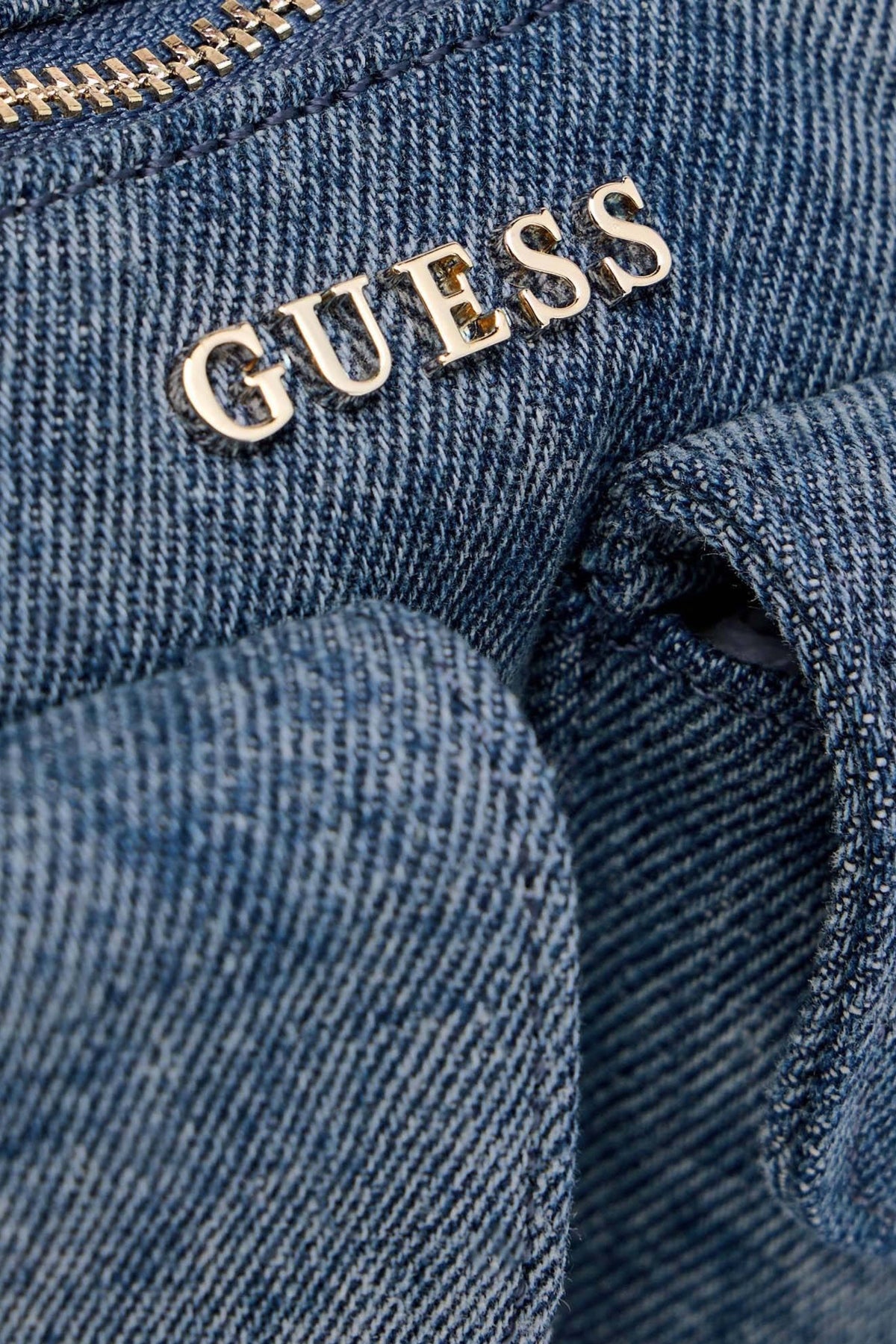 GUESS  KASSIE CONVERTIBLE  en color DEN  (4)