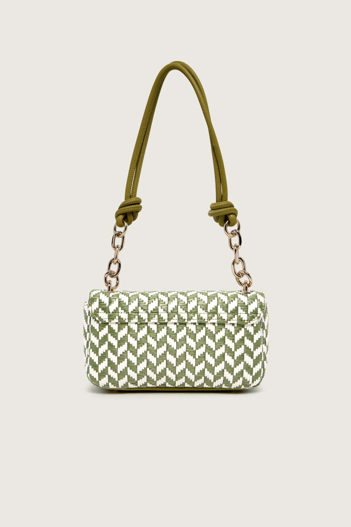 GUESS HWWG  en color OLM  (2)