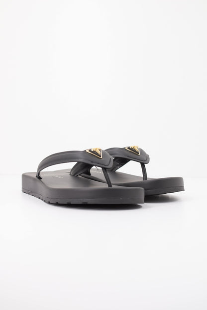 GUESS FLJCNY ELE en color BLACK  (2)