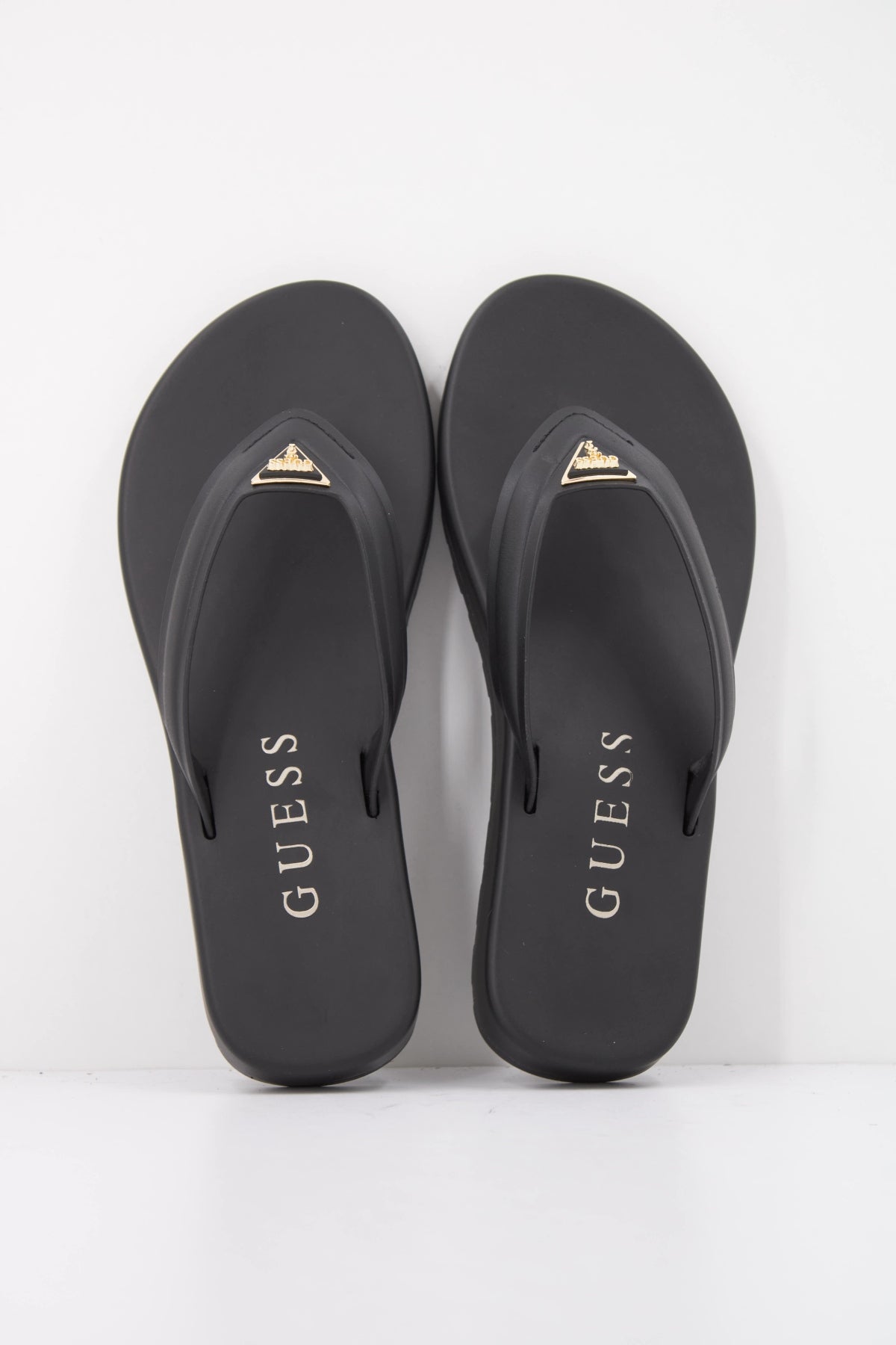 GUESS FLJCNY ELE en color BLACK  (3)