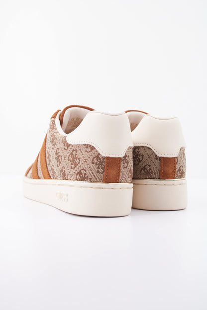 GUESS FLTBR FAL BARLIE en color BEIBR  (4)