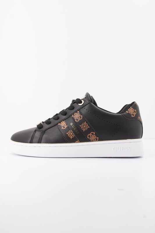 GUESS FLTBRL ELE BARLIE en color BLKBR  (1)