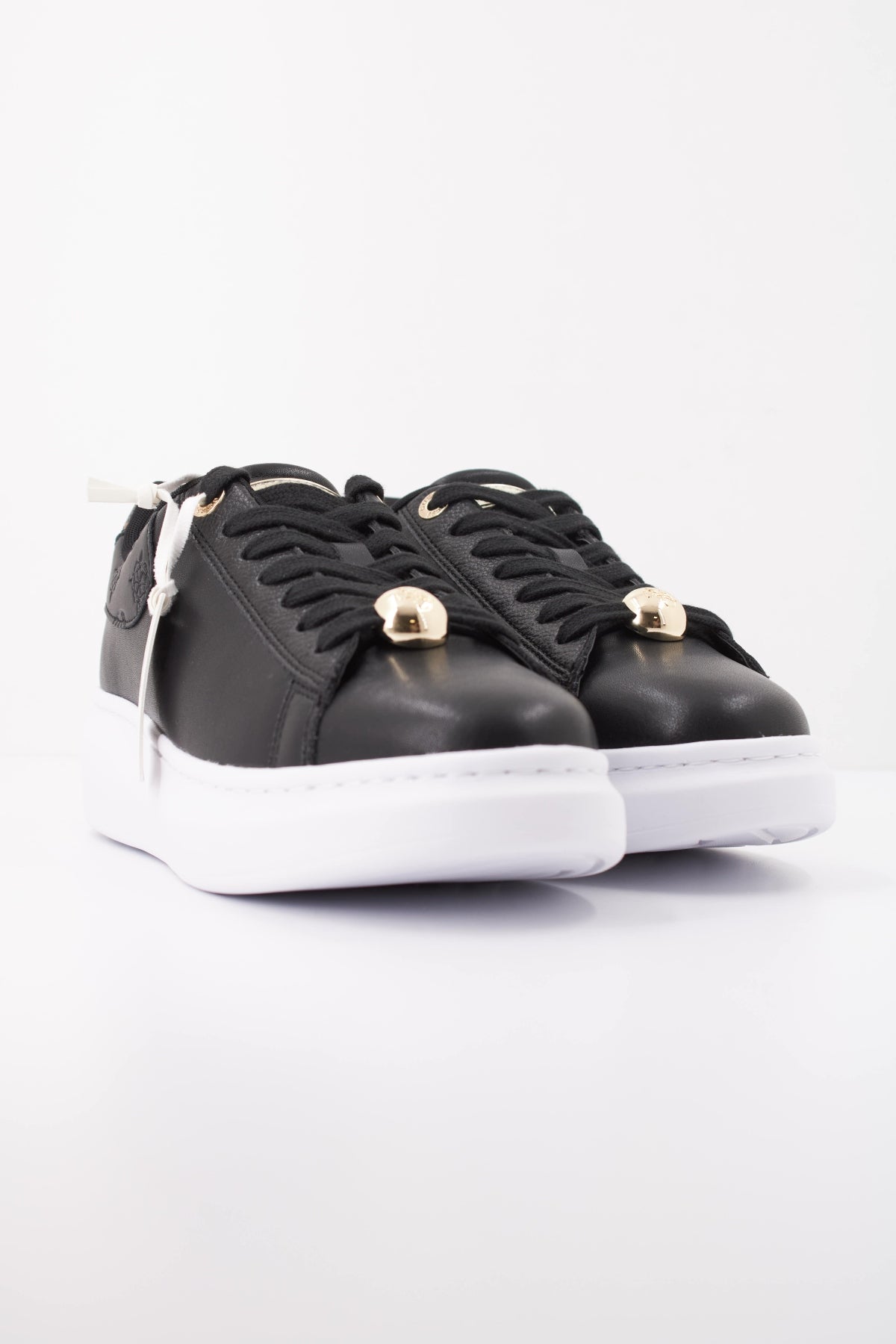 GUESS FLTFRE LEA FIREUP en color BLACK  (2)