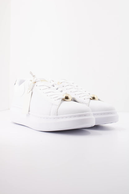GUESS FLTFRE LEA FIREUP en color WHITE  (2)